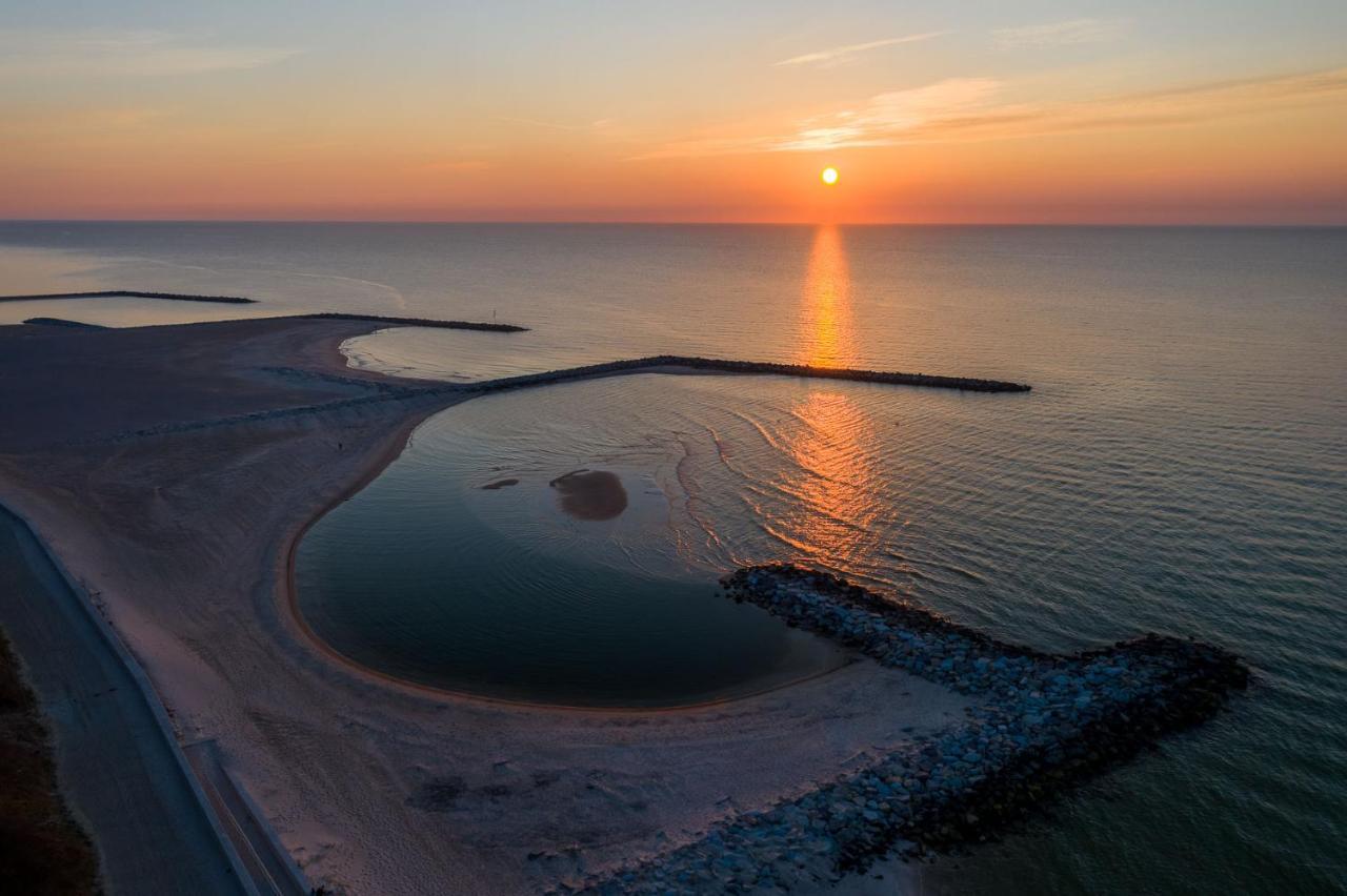 Domki Letniskowe I Pokoje Savana Nad Morzem Ярославец Экстерьер фото